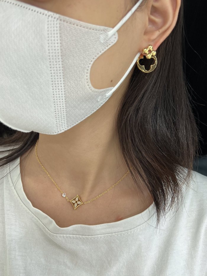 Earring  jewelry ,with box,  J25-131