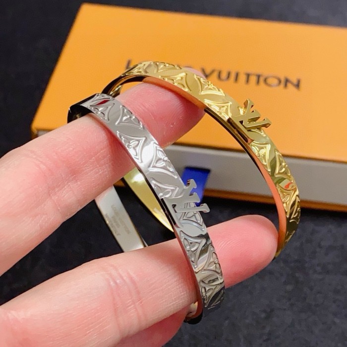 Bracelet bangle jewelry ,with box,  J25-136-137