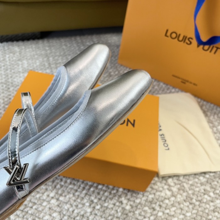 Women flat shoes,  size 34-42, SS50-220
