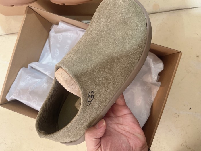 Women flat shoes,  with box, size 35-41, SS50-232