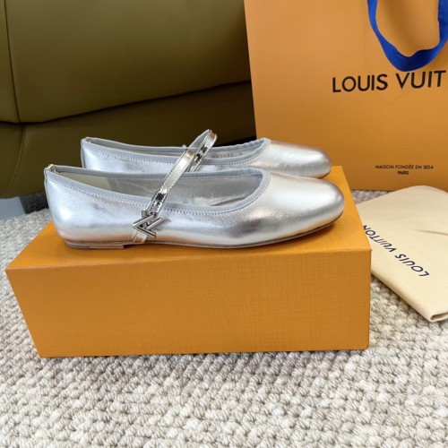 Women flat shoes,  size 34-42, SS50-220