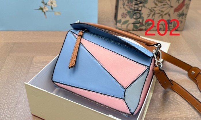 Split leather bag ,4A , size 24*15cm,no box,  B88-195-204