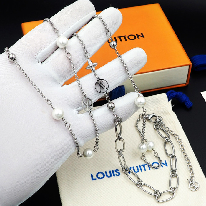 Necklace jewelry ,with box,  J25-123-124