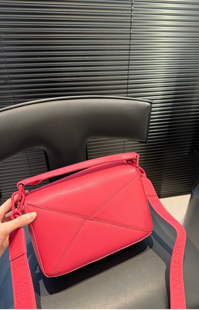 Split leather bag ,4A , size 24*16cm,no box,  B88-177-183