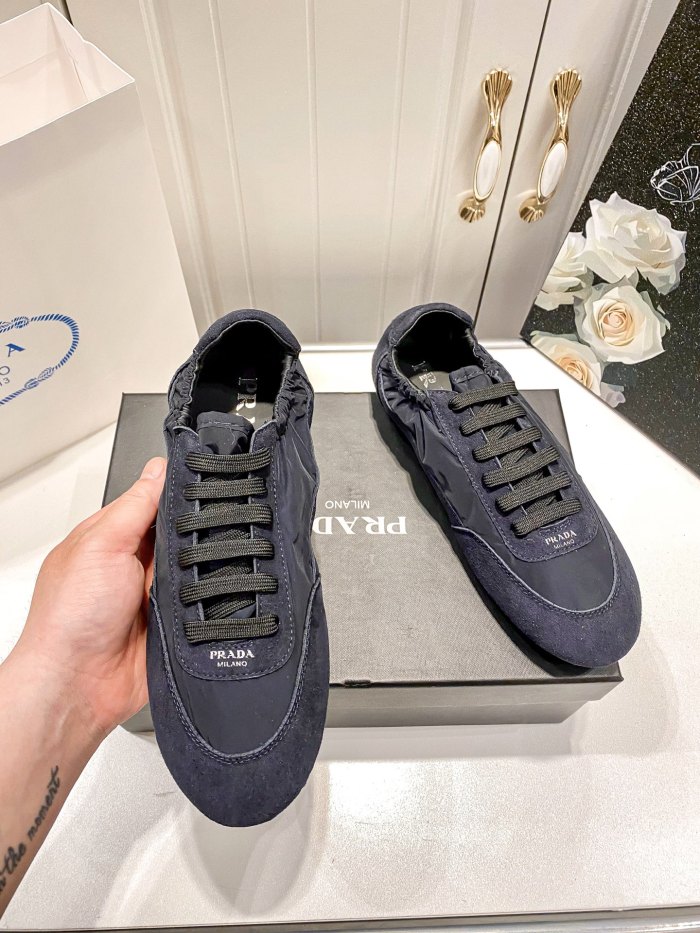 Women runner flat shoes,  size 35-40, SS70-233