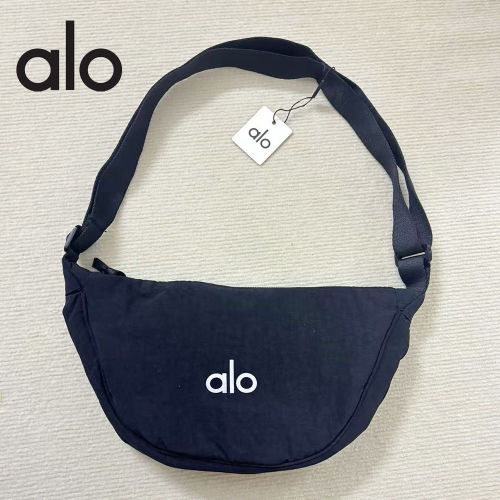 Waist bag, sports yoga bag, crossbody bag, velvet material. size: 33*17cm, shoulder strap length: 115cm.B15-38-45