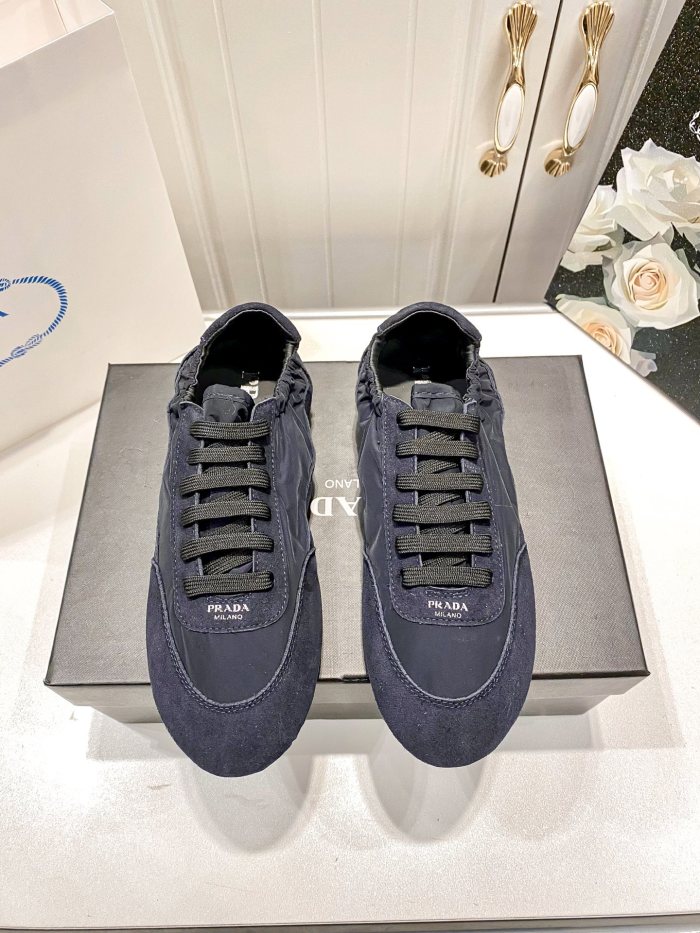 Women runner flat shoes,  size 35-40, SS70-233