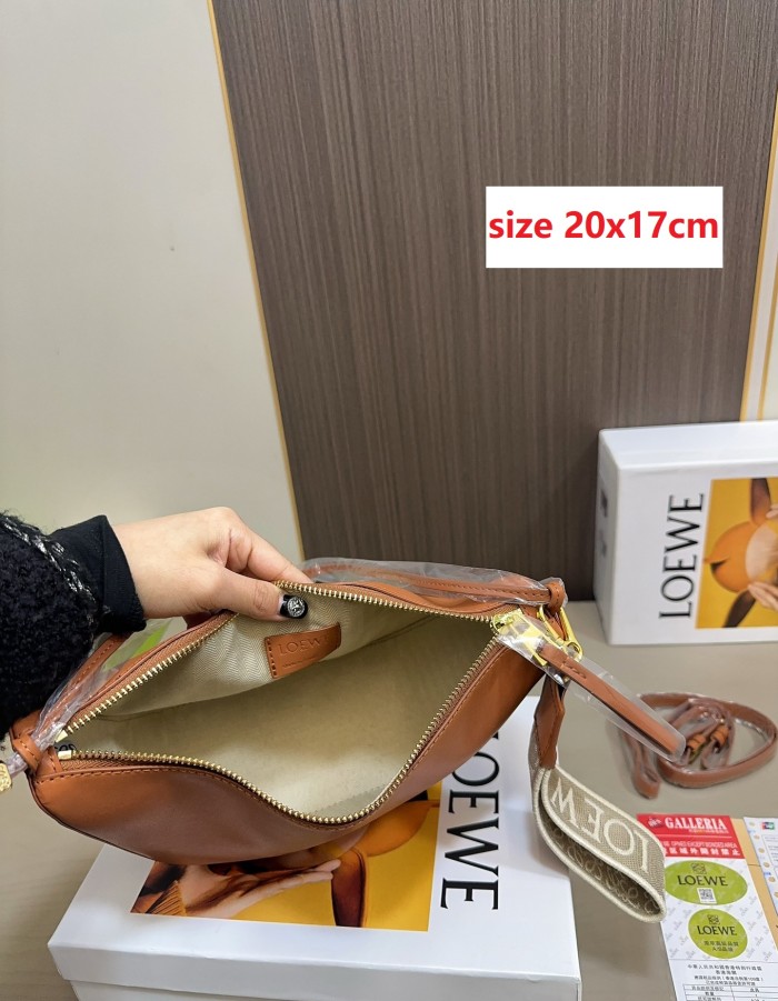 Split leather bag ,3A ,size 20x17cm,no box,  B75-269