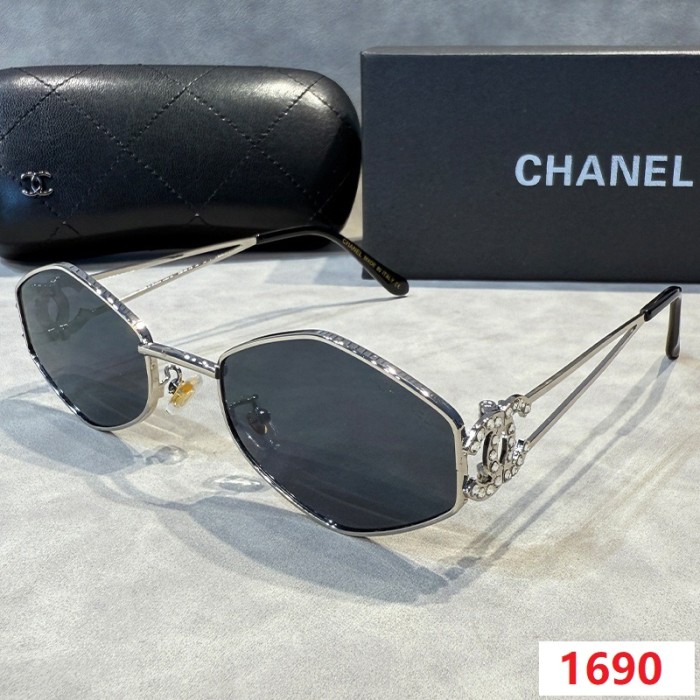 Blue light blocking sunglasses with the box and case ,G25-1687-1692