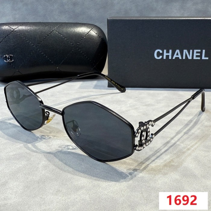 Blue light blocking sunglasses with the box and case ,G25-1687-1692