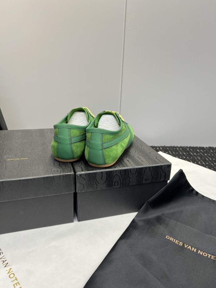 Women men flat sneaker shoes,size 35-46, SS60-3061