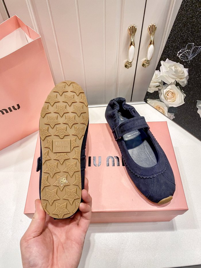 Women flat shoes,size 35-40, SS60-3041-3043