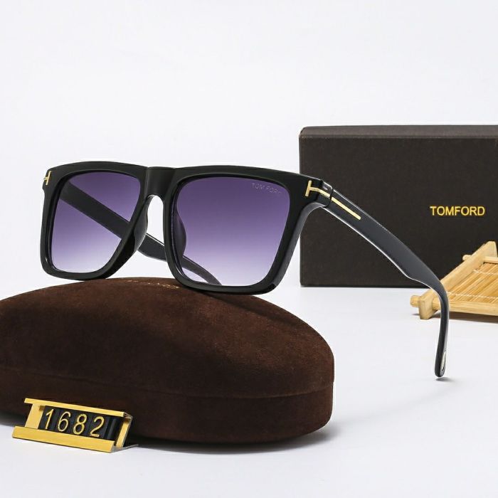 Blue light blocking Protect against ultraviolet rays sunglasses with the box and case ,G25-1702-1706