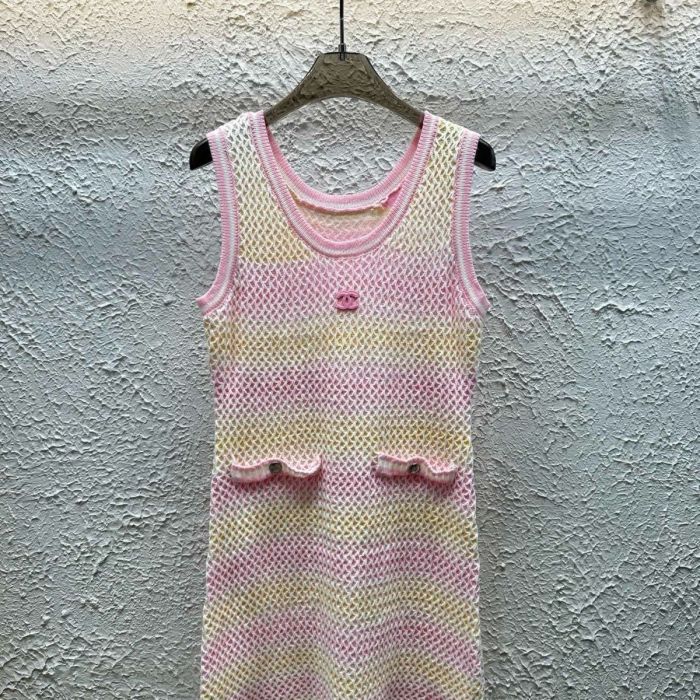 Striped knitted embroidered  dress for women，CL50-17