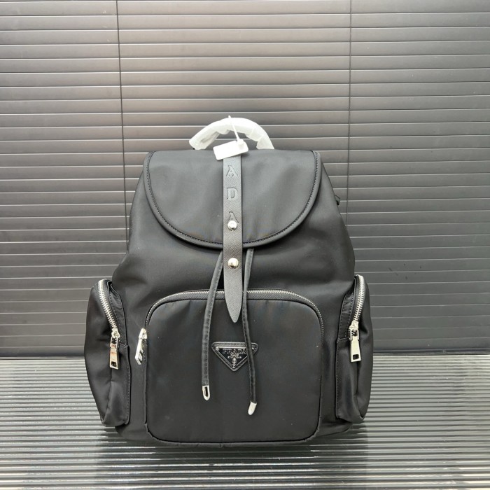 Re-Nylon bag ,4A ,size 36x30cm,no box,  B80-54-55