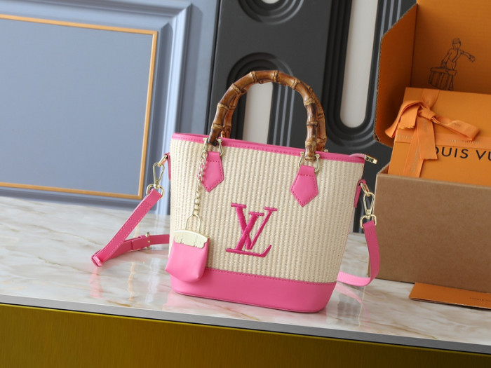 Split leather straw woven bag ,4A ,size 20x20.5x11cm,no box,  B80-56-63