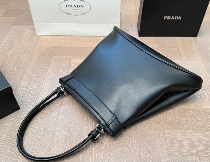 Split leather bag ,4A ,size 45x39cm,no box,  B80-64-68