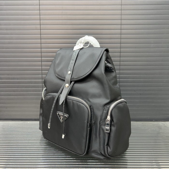 Re-Nylon bag ,4A ,size 36x30cm,no box,  B80-54-55