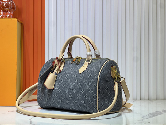 Split leather canvas bag ,4A ,size 30x21x17cm,no box,  B80-96