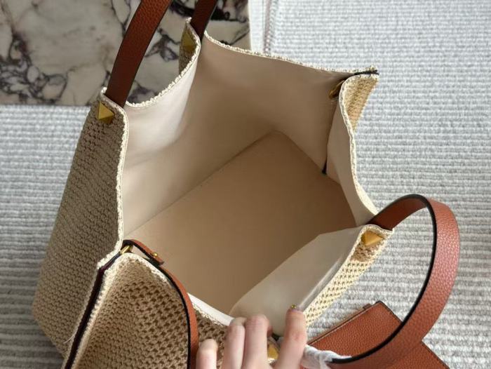 Split leather straw woven bag ,4A ,no box,  B80-69