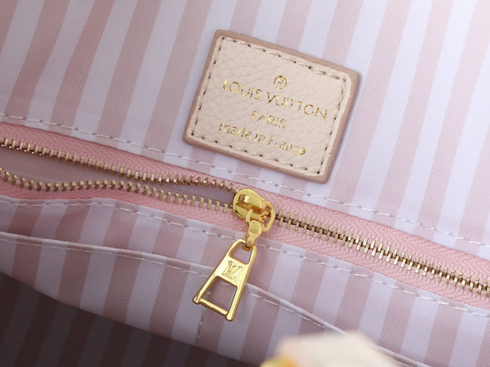 Split leather bag ,4A ,size 34x26x13cm,no box,  B80-88