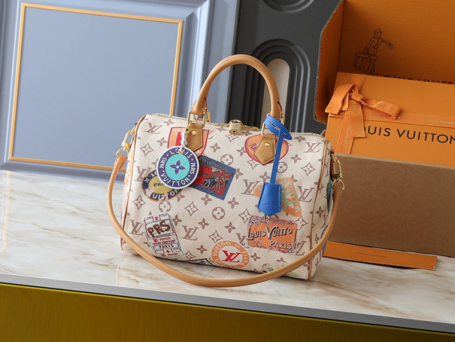 Split leather bag ,4A ,size 30x21x17cm,no box, B80-86