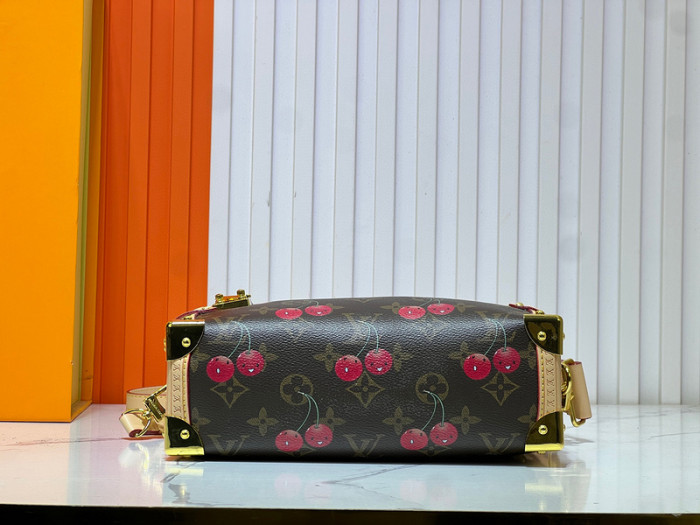 Split leather bag ,4A ,size 21x14x6cm,no box,  B80-108-110