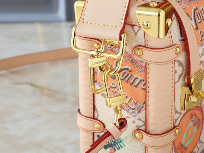 Split leather bag ,4A ,size 23.5x16x8.5cm,no box,  B80-117