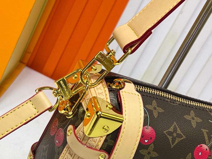 Split leather bag ,4A ,size 21x14x6cm,no box,  B80-108-110