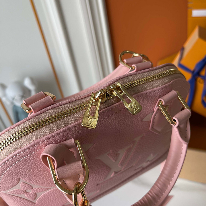 Split leather bag ,4A ,size 25x19x12cm,no box,  B80-100