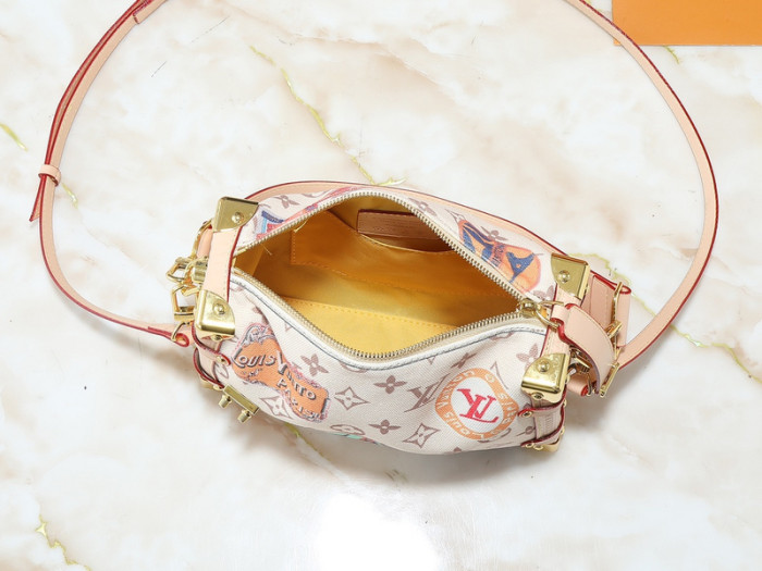 Split leather bag ,4A ,size 23.5x16x8.5cm,no box,  B80-117