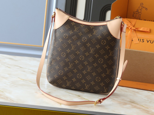 Split leather bag ,4A ,size 26x29x7cm/31.5x33x5.5cm,no box, B80-140