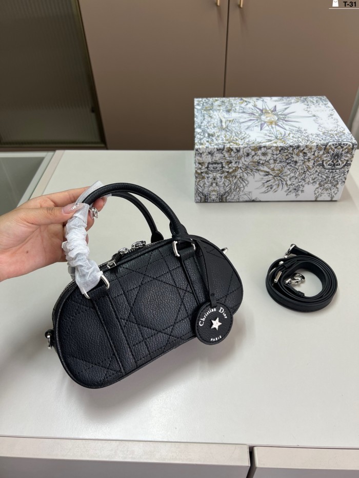 Split leather bag ,4A ,size 20x11cm,no box,  B75-278-279