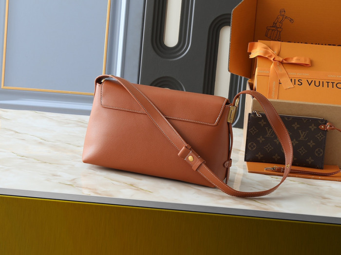Split leather bag ,4A ,size 30x18x12cm,no box,  B80-137-138