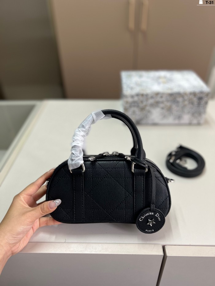 Split leather bag ,4A ,size 20x11cm,no box,  B75-278-279