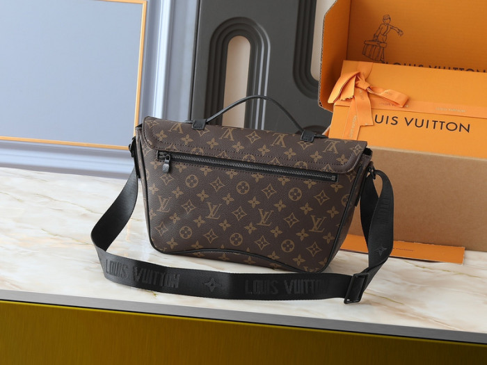 Split leather bag ,4A ,size 34x19x11cm,no box,  B75-288-291