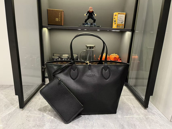 Split leather bag ,4A ,size 30x27x23cm,no box,  B88-206-211