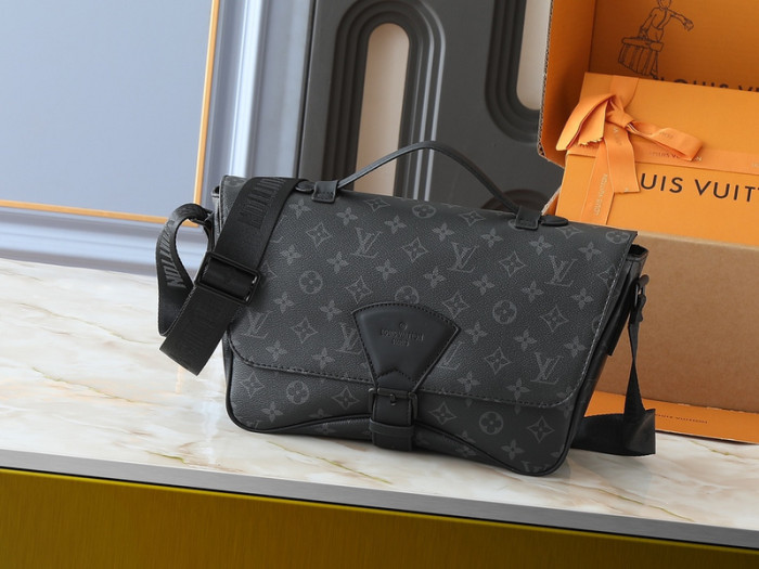 Split leather bag ,4A ,size 34x19x11cm,no box,  B75-288-291
