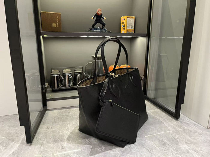Split leather bag ,4A ,size 30x27x23cm,no box,  B88-206-211