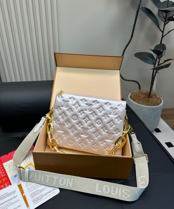 Split leather bag ,4A ,size 27x20cm,no box,  B88-241