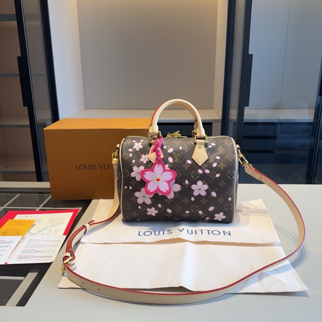 Split leather bag ,4A ,size 25x20x15cm,no box,  B88-254