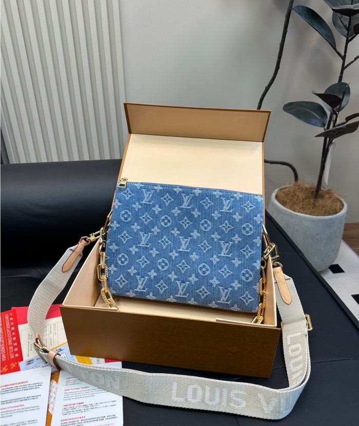 Split leather bag ,4A ,size 27x20cm,no box,  B88-242
