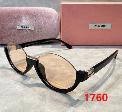 Blue light blocking sunglasses with the box and case ,G25-1760-1768