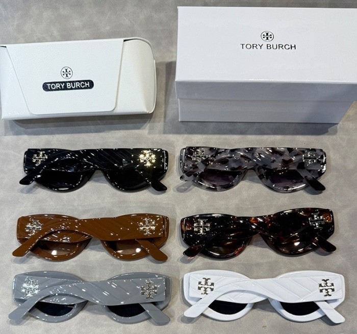 Blue light blocking sunglasses with the box and case ,G25-1769-1774