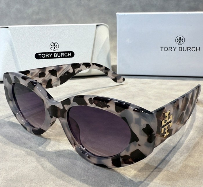 Blue light blocking sunglasses with the box and case ,G25-1769-1774