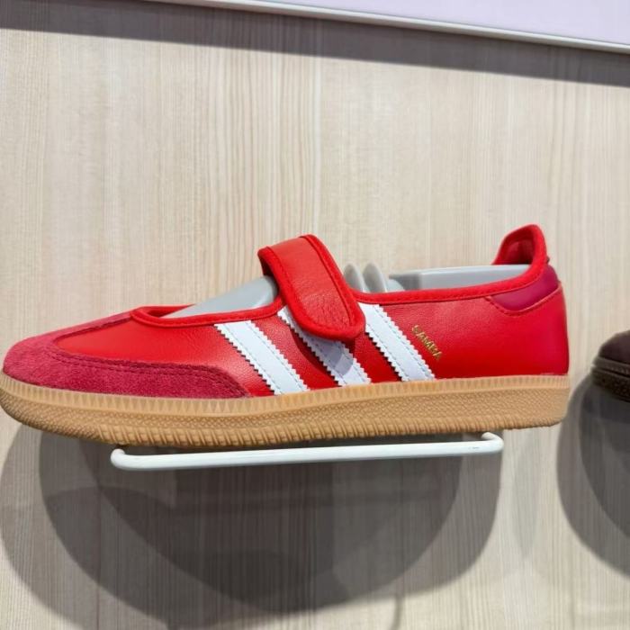 Ladies' ballet shoes, daily casual shoes, with box.size 35.5-41.SS60-679-681