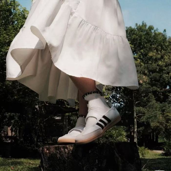 Ladies' ballet shoes, daily casual shoes, with box.size 35.5-41.SS60-679-681