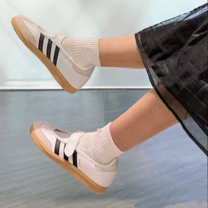 Ladies' ballet shoes, daily casual shoes, with box.size 35.5-41.SS60-679-681