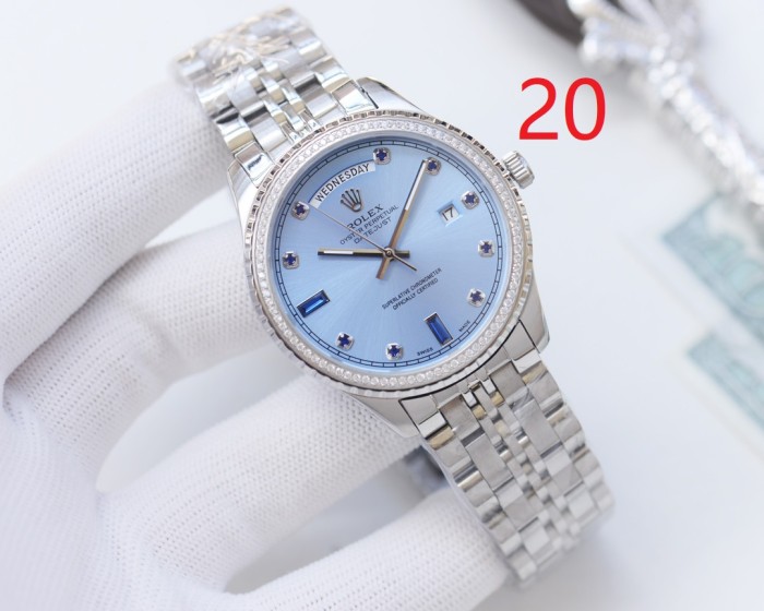 Fully automatic imported mechanical movement watch,316L stainless steel，Mineral scratch-resistant mirror glass，with box, size 42mm，WT220-11-20