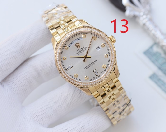 Fully automatic imported mechanical movement watch,316L stainless steel，Mineral scratch-resistant mirror glass，with box, size 42mm，WT220-11-20